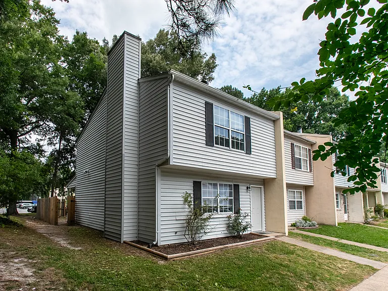 1 Oneonta Dr — Photo 1