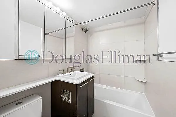 Rented by Douglas Elliman | media 21