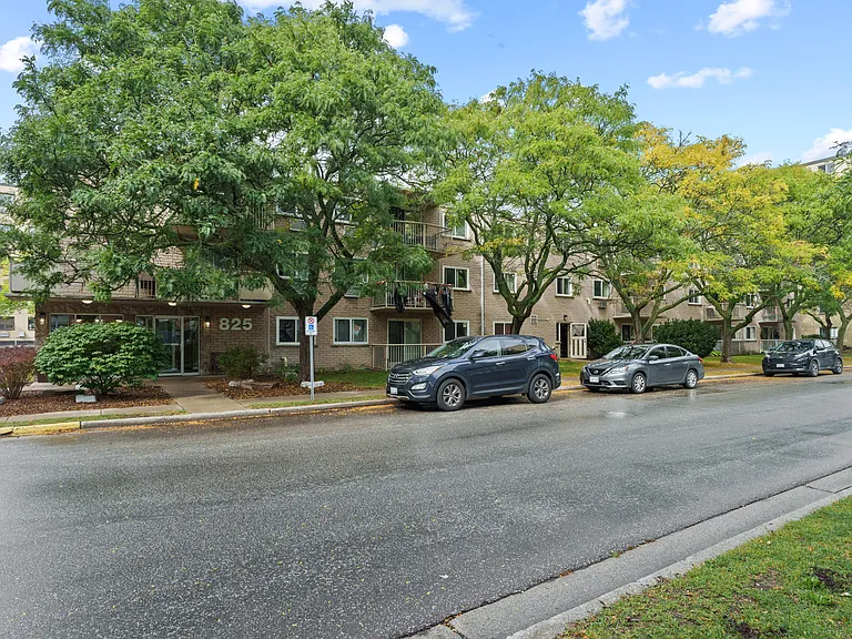 825 Trillium Park #303 — Photo 13