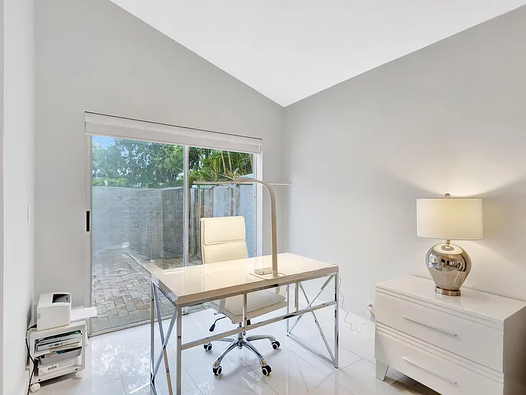 7 Wyndham Ln — Photo 26