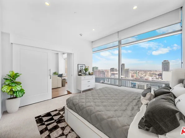 900 W Olympic Blvd Unit 31E, Los Angeles, CA 90015