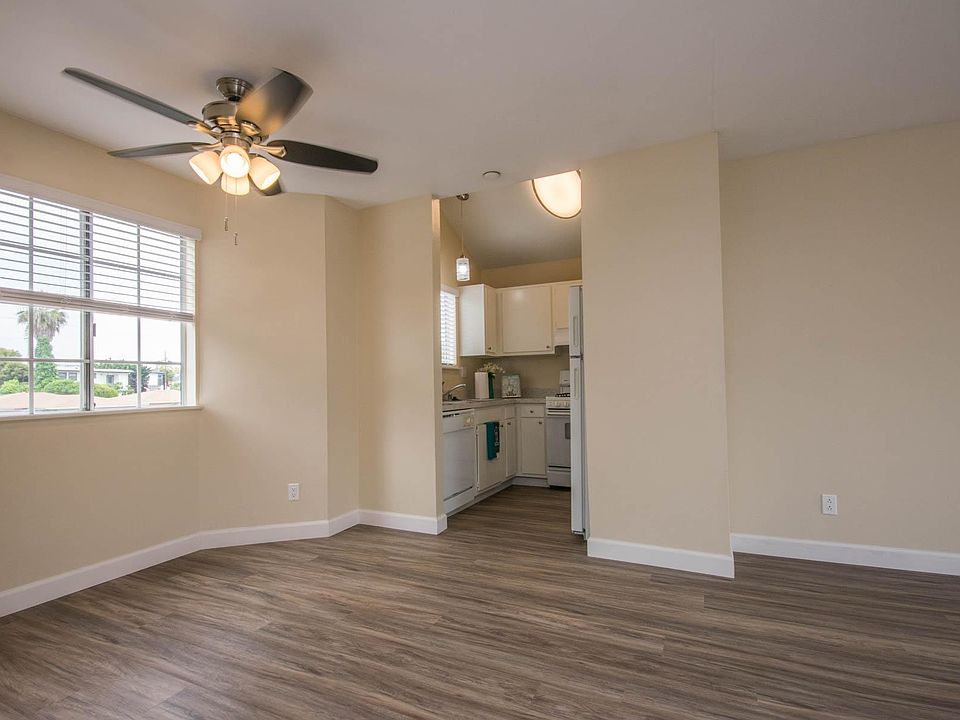 297 Acacia Ave Carlsbad CA Zillow