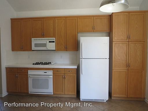 2nd image of 7554 N Carnegie Ave