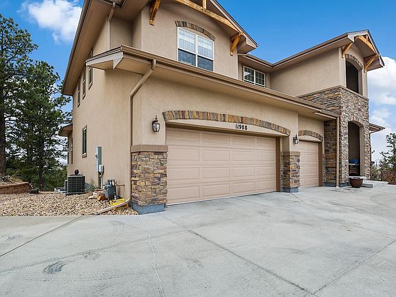 2nd image of 11908 S Longs Bluff Ln
