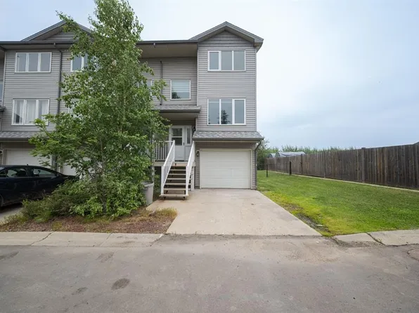 100 S Albion Dr #30, Wood Buffalo, AB T9J 1M1
