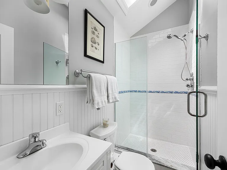 541 Wainscott Northwest Rd — Photo 16