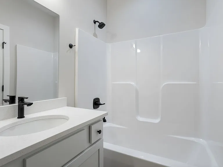 446 S Longbranch Dr — Photo 5