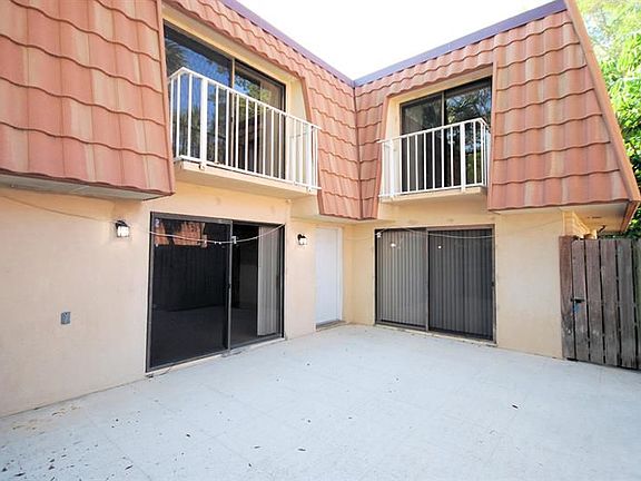 3rd image of 705 Mill Valley Pl