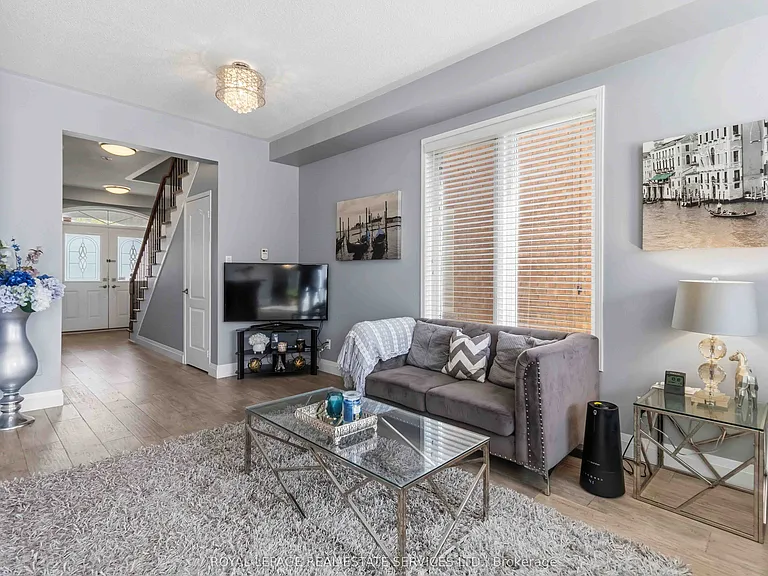 3872 Skyview St — Photo 11