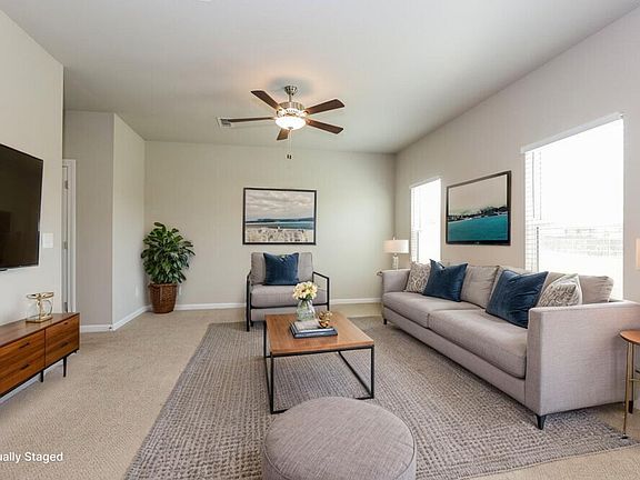 4th image of 2228 Lismore Dr