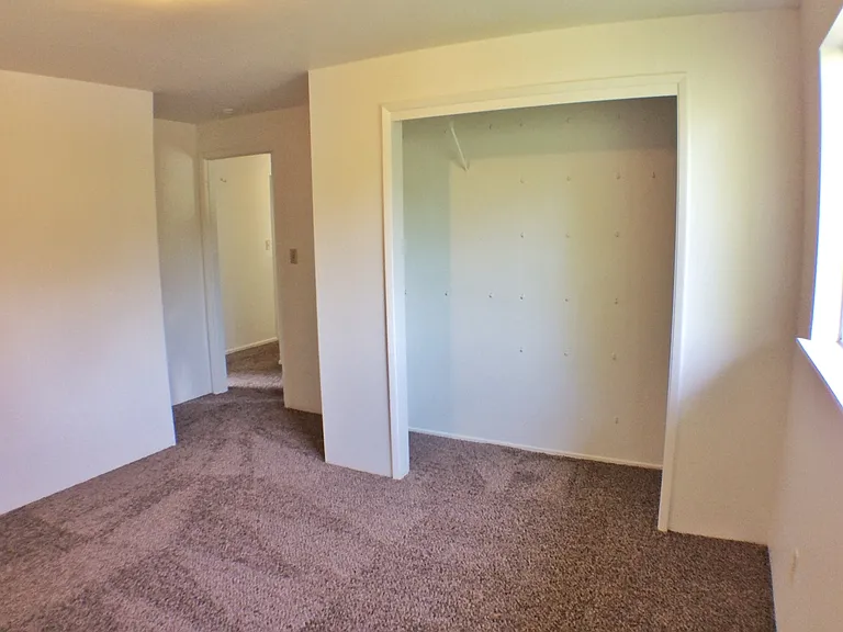 15220 NE 3rd Pl — Photo 19