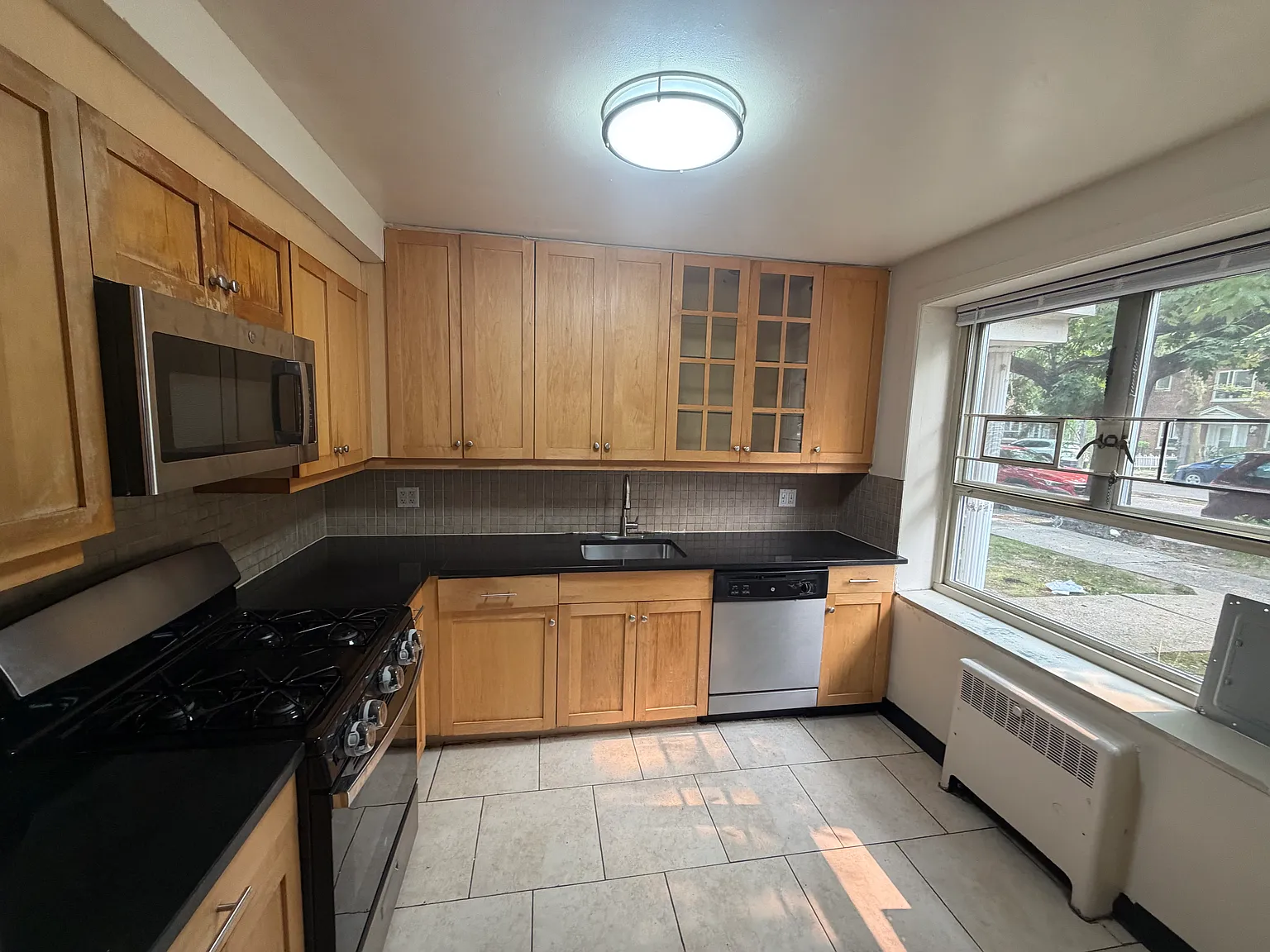 192nd St, Fresh Meadows — Photo 2