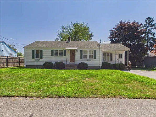 66 Shand Ave, Warwick, RI 02889