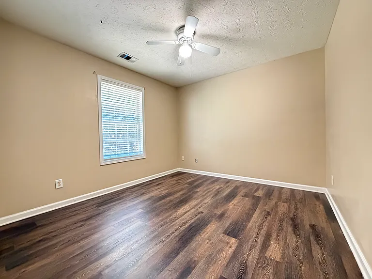 3272 Sentinel Cir — Photo 26