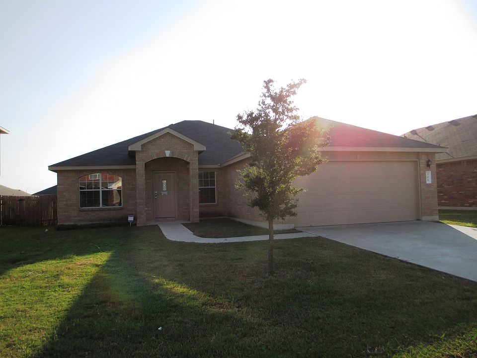 1st image of 308 Floating Leaf Dr