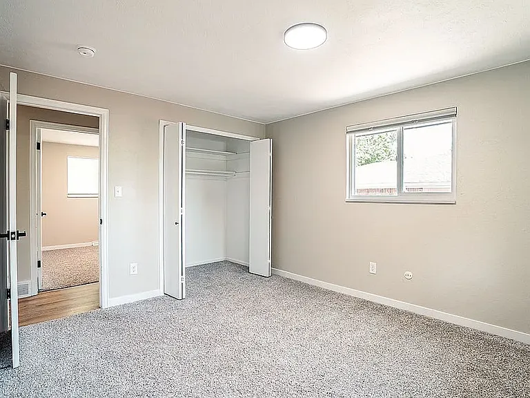 4854 S Parfet St — Photo 3