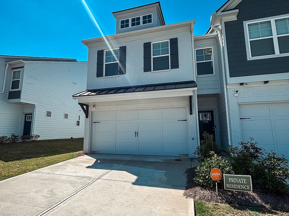 1st image of 1940 Asher Ln