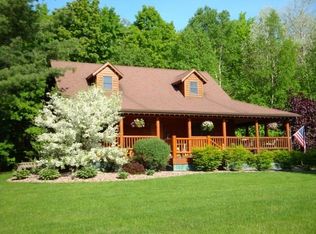 N7539 Carmody Rd, Munising, MI 49862