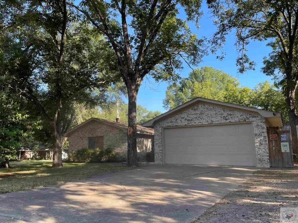 1 Alford Dr, New Boston, TX 75570