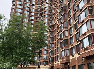 100 Old Palisade Rd APT 902, Fort Lee, NJ 07024