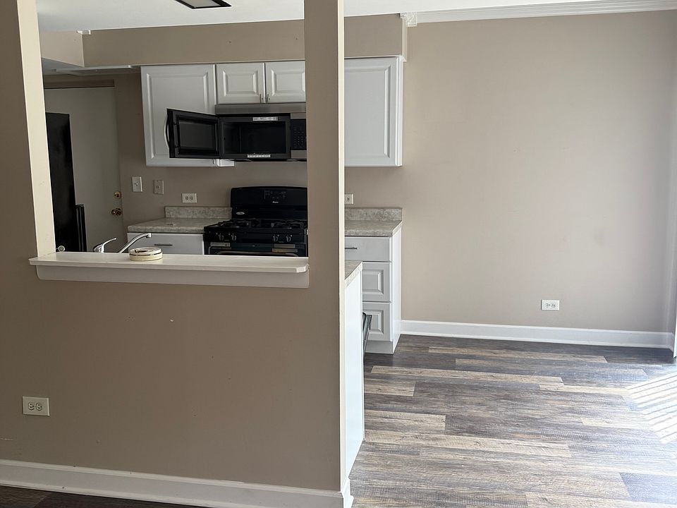 2nd image of 179 Stephanie Ct Unit C
