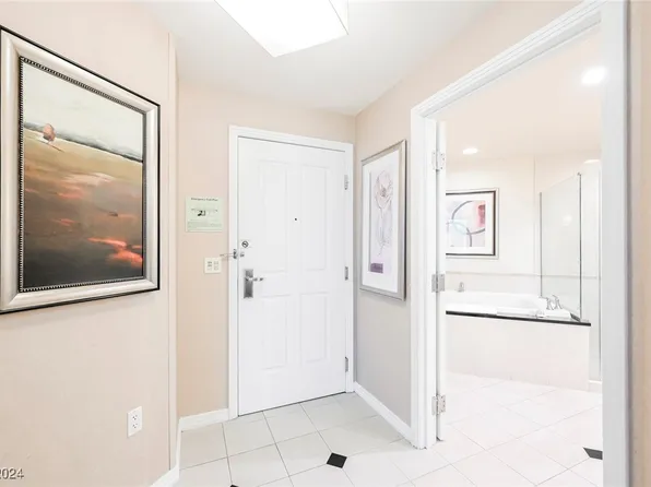 145 E Harmon Ave #606, Las Vegas, NV 89109