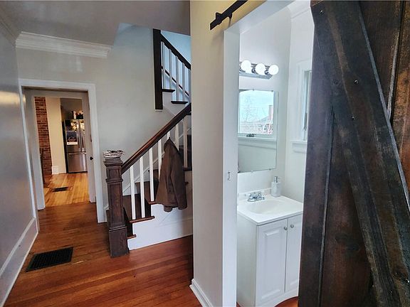2nd image of 678 Chestnut St