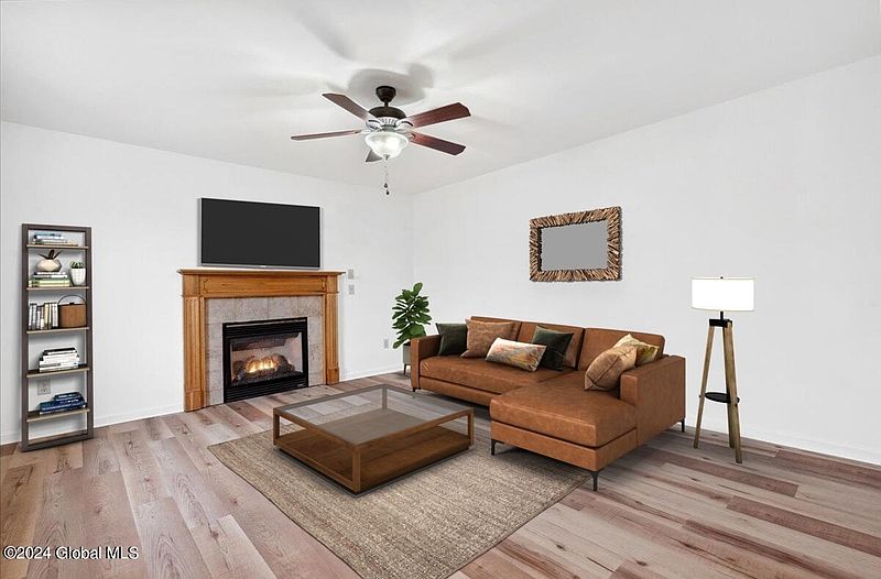 3rd image of 23 Trinity Place