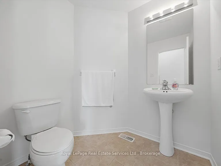 2395 Woodstock Trl — Photo 13