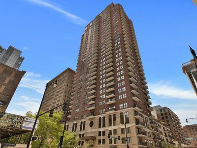 41 E 8th St APT 2A, Chicago, IL, 60605