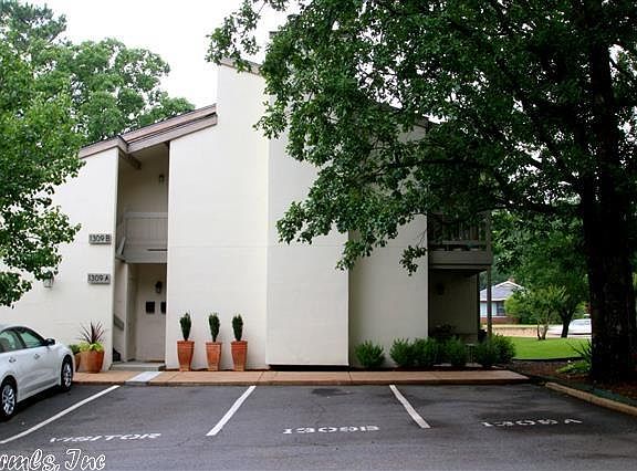 2nd image of 1309 N University Ave