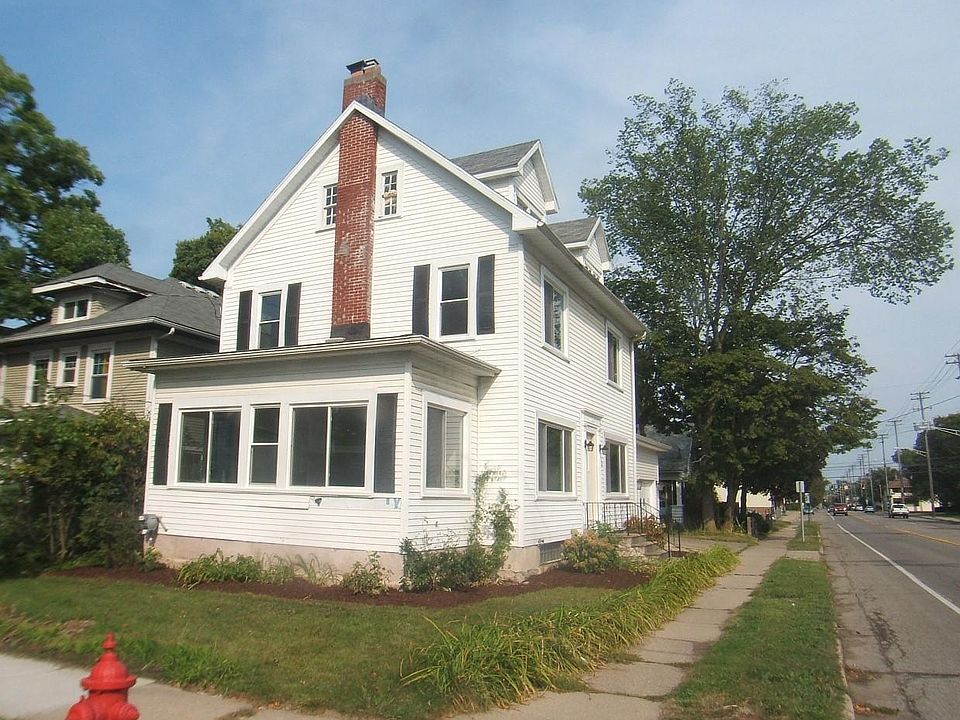 1st image of 1501 E Kalamazoo St