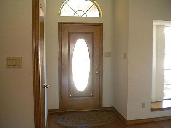 3rd image of 1437 Sagewood Dr