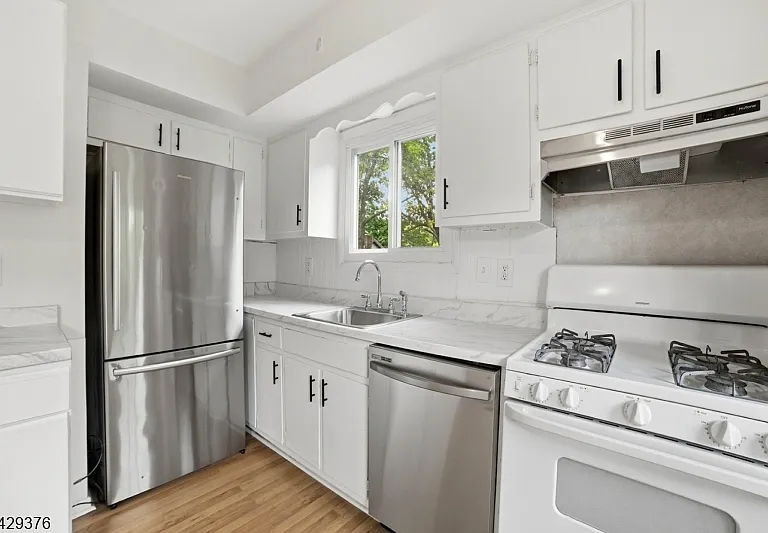 59 Bernards Ave #A — Photo 7