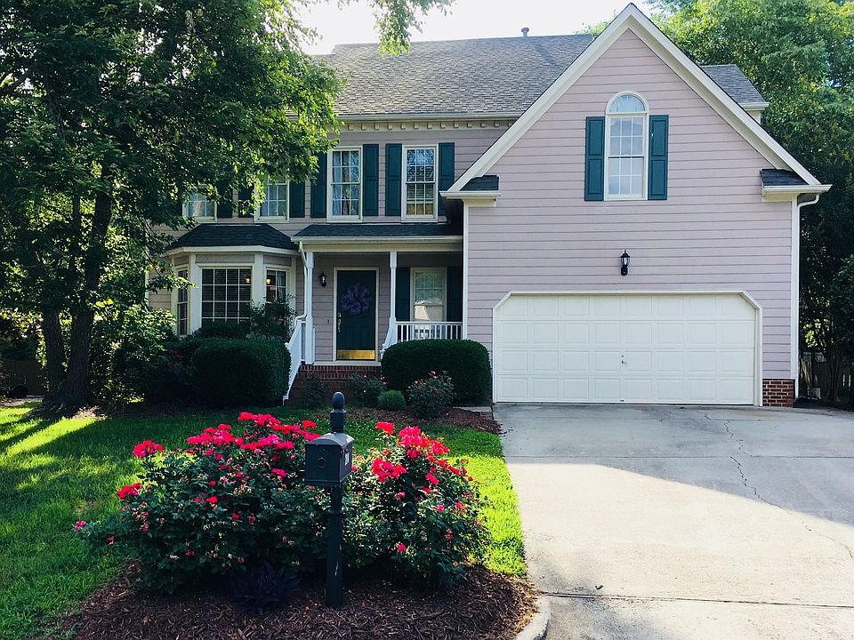 1st image of 204 Lippershey Ct