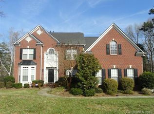 117 Woodwinds Dr, Mount Holly, NC 28120
