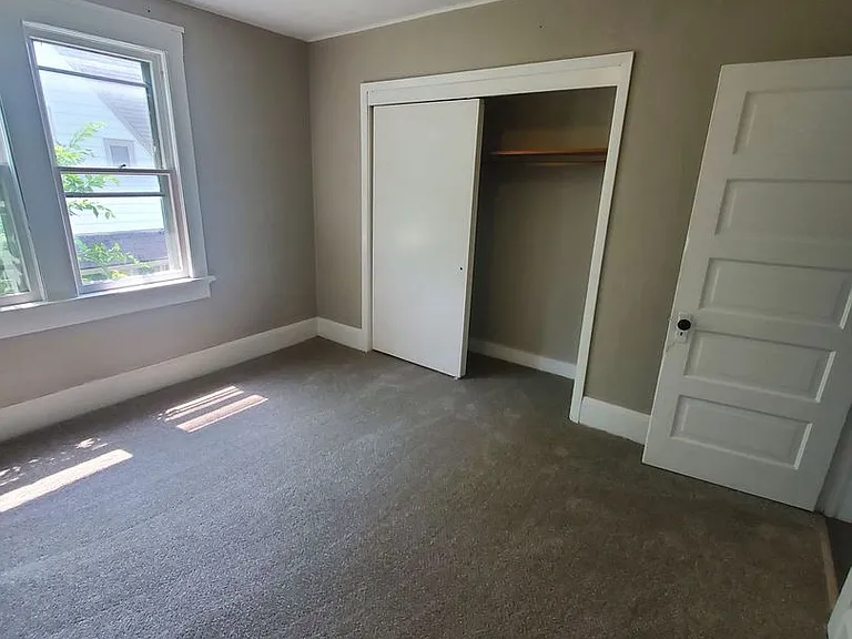 2563 N 53rd St (Duplex) — Photo 9