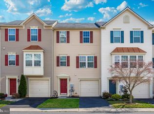74 Tidewater Ter, Falling Waters, WV 25419