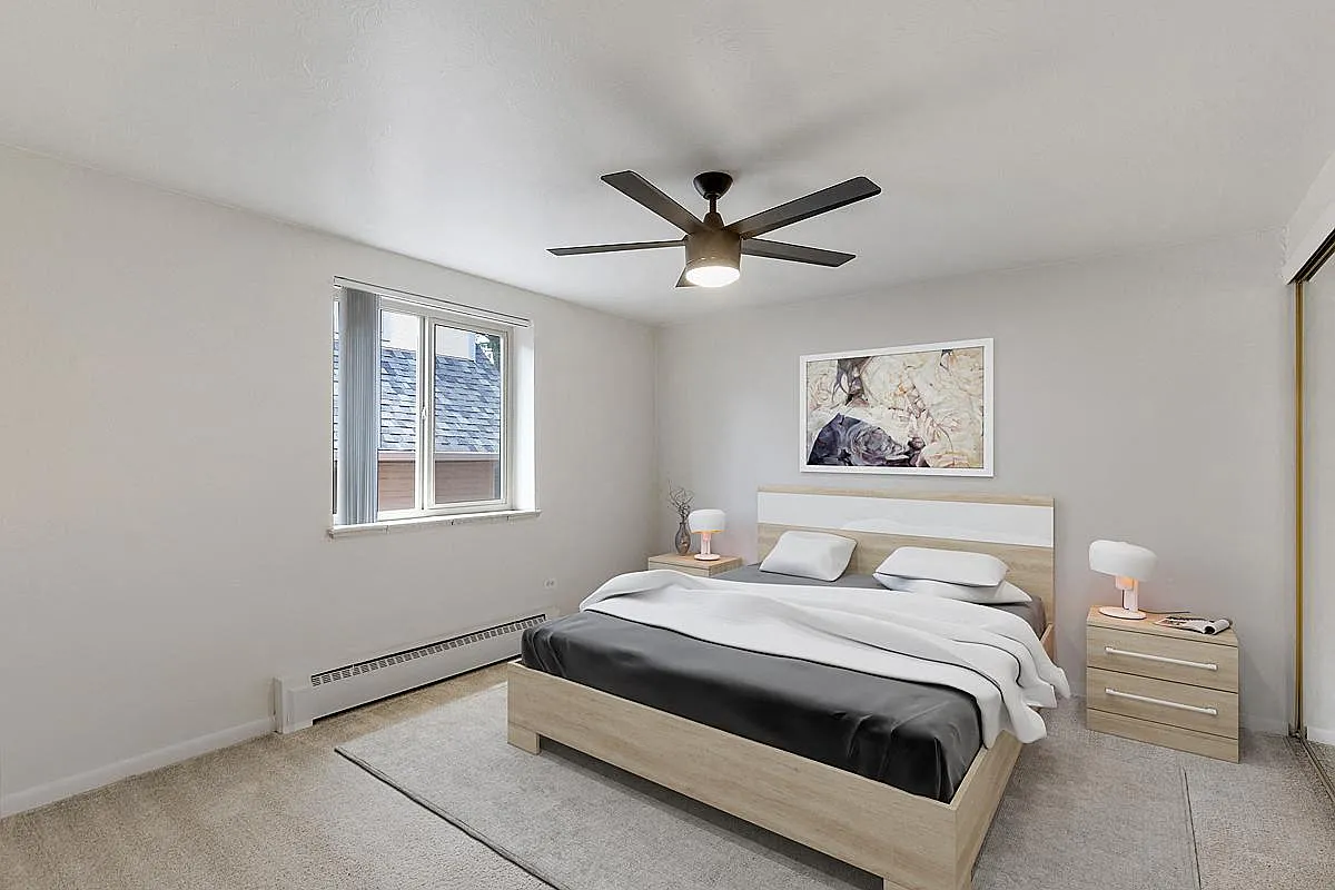 Stratford Apartments — Photo 4