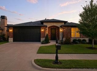 1119 W 85th St, Tulsa, OK 74132