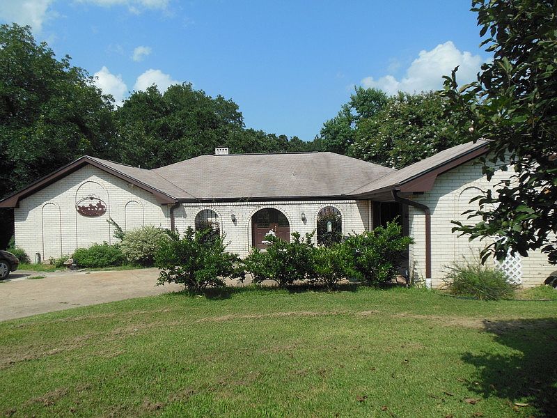 1st image of 186 Golfview Dr N