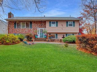 44 Old Haverstraw Rd, Congers, NY 10920