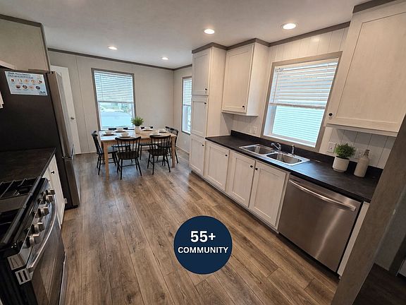2nd image of 39500 W Warren Rd #46