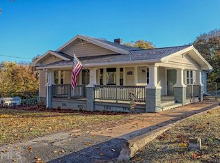 136 Chatham Ave, Cornelia, GA 30531