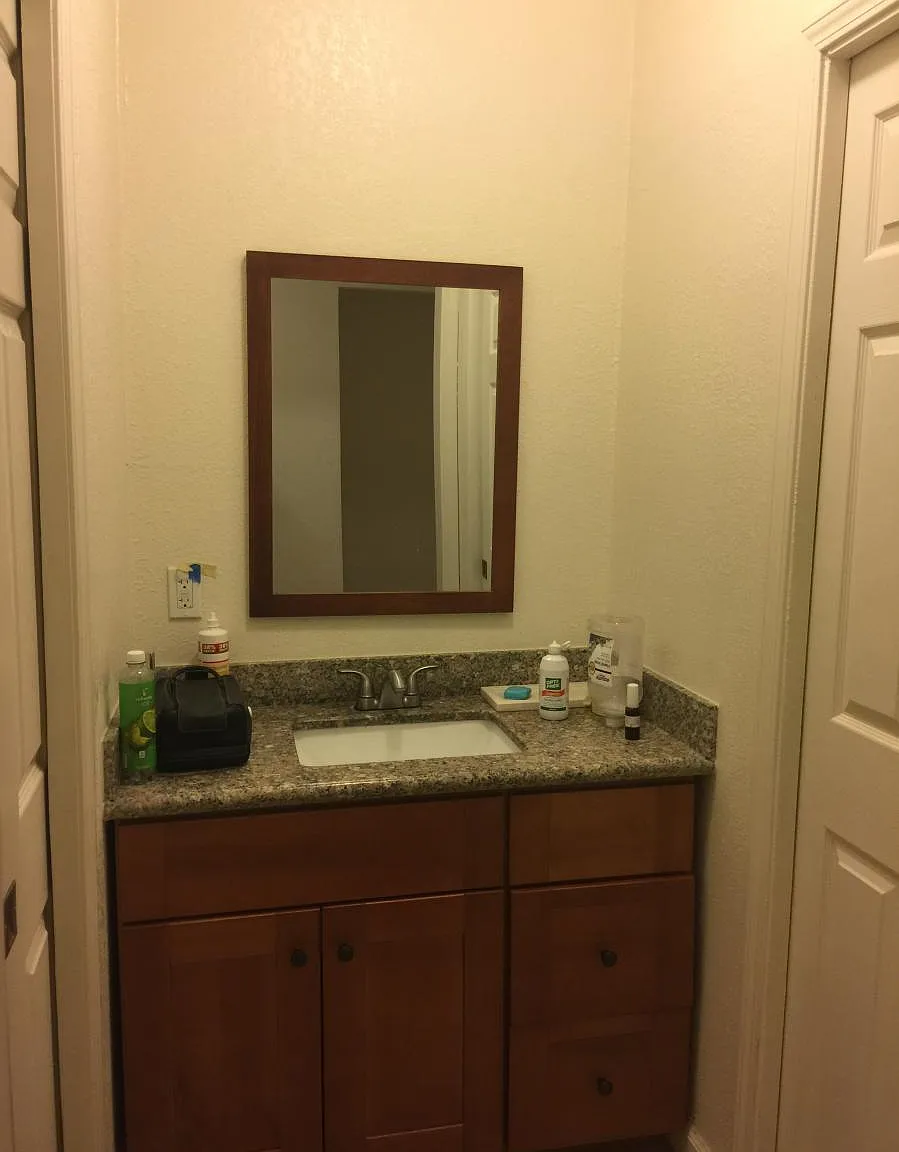 1 bed, 3.5 bath, 1800 sqft, $1,100 — Photo 3