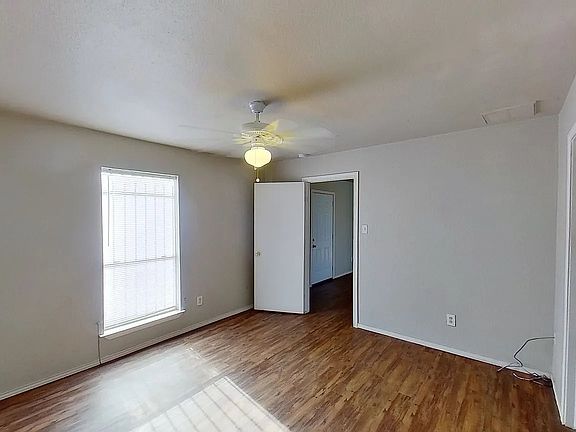 3rd image of 2703 Kool Ave