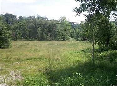 2nd image of 77 Little Creek Rd