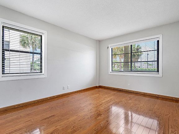 4th image of 7020 Half Moon Cir APT 112