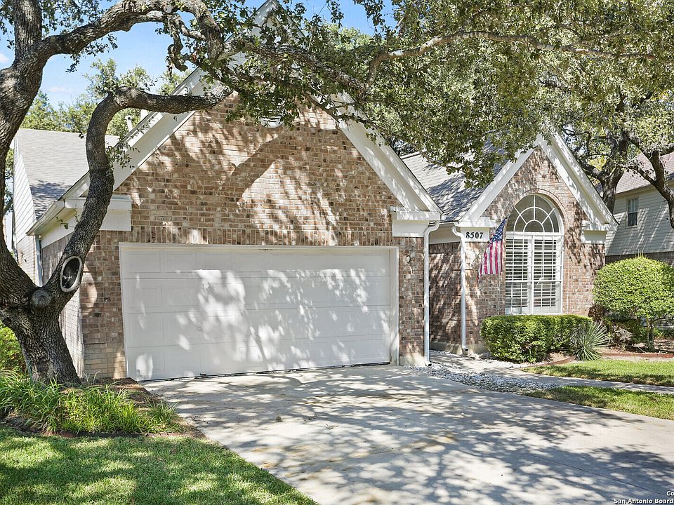 1st image of 8507 KNIGHTS KNOLL DR