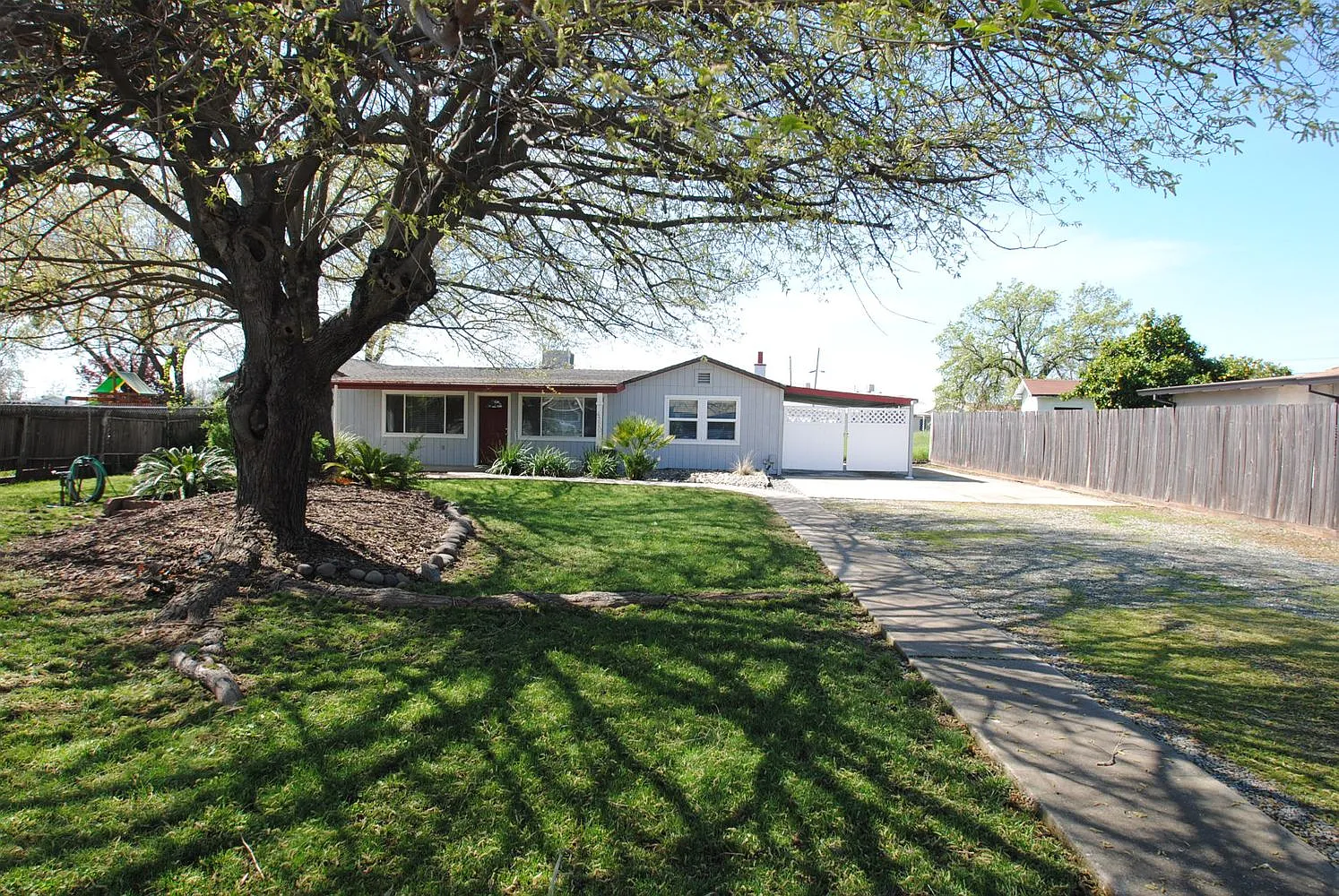 4320 Jamerson Dr photo 1